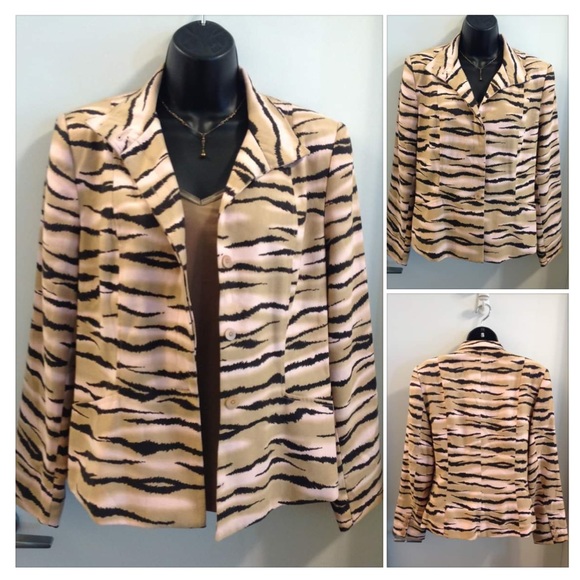 3/$25 MELROSE 8 - Picture 1 of 2